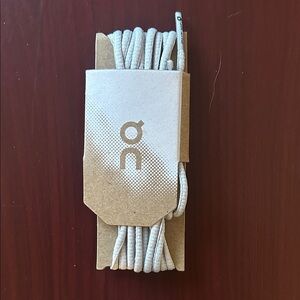 ON Running White gray Shoelaces like new